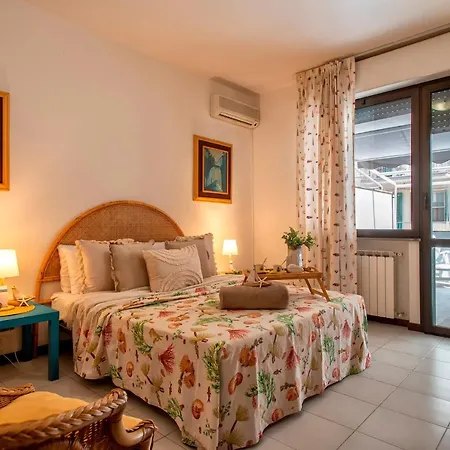 Sardinia Re - Francesca's Flat - Free Parking Apartment Alghero