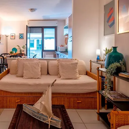 Sardinia Re - Francesca's Flat - Free Parking Apartment Alghero