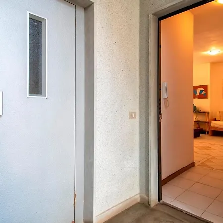 Sardinia Re - Francesca's Flat - Free Parking Apartment *